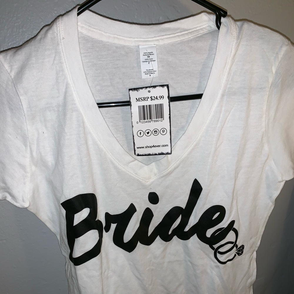 Bride V-neck T-shirt size s